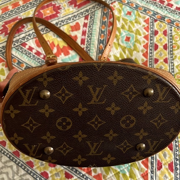 Authentic Louis Vuitton PM Petite Bucket Tote in well-loved condition - Picture 8 of 9